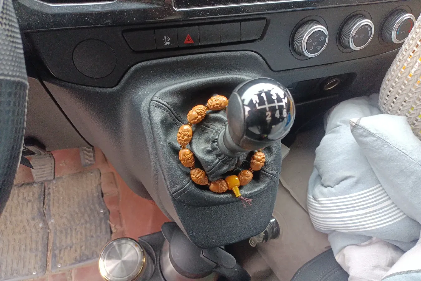 2022 JMC FuShun 2.0T 146HP L4 6MT,autocango,china used car exporter,china ev exporter,chinese used car exporter,chinese used ev exporter