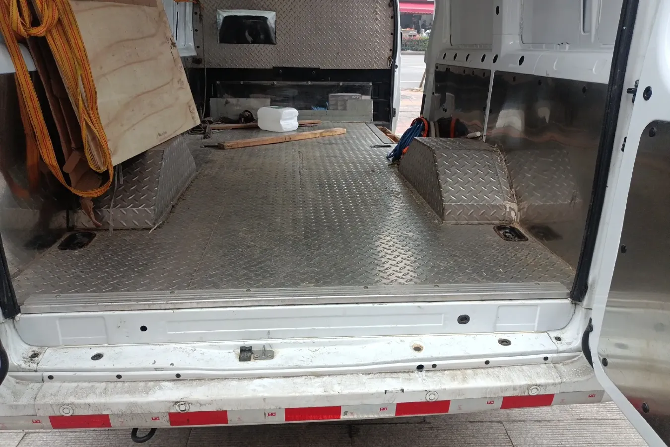 2022 JMC FuShun 2.0T 146HP L4 6MT,autocango,china used car exporter,china ev exporter,chinese used car exporter,chinese used ev exporter