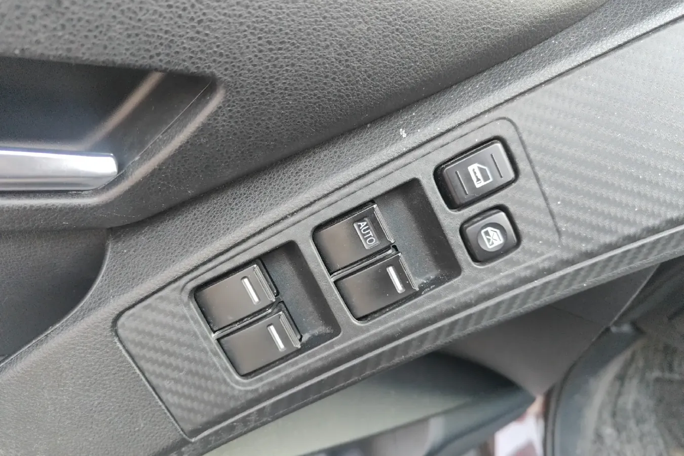 2016 Luxgen 6 SUV 1.8T 180HP L4 6AT,autocango,china used car exporter,china ev exporter,chinese used car exporter,chinese used ev exporter