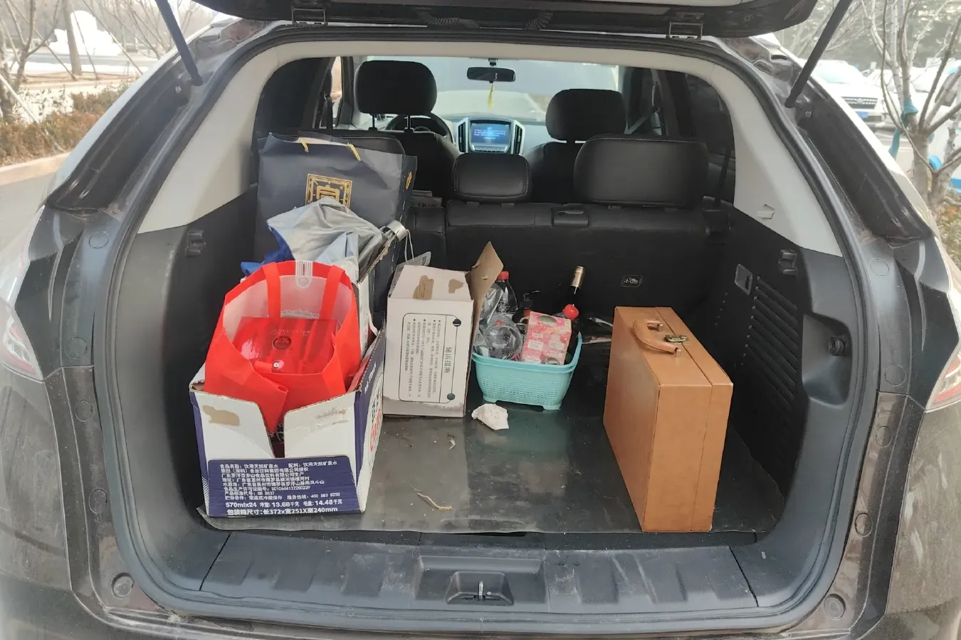 2016 Luxgen 6 SUV 1.8T 180HP L4 6AT,autocango,china used car exporter,china ev exporter,chinese used car exporter,chinese used ev exporter