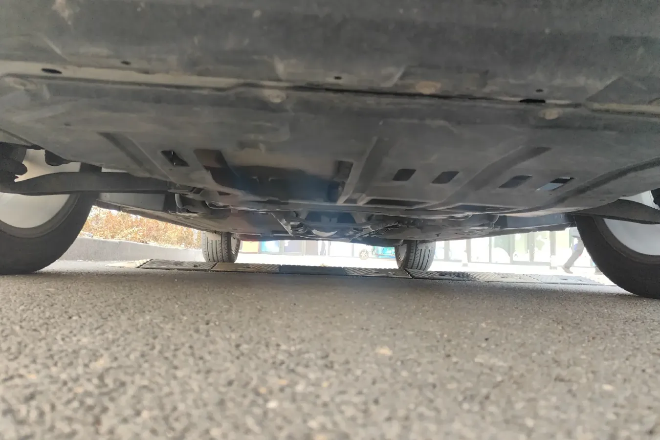 2016 Luxgen 6 SUV 1.8T 180HP L4 6AT,autocango,china used car exporter,china ev exporter,chinese used car exporter,chinese used ev exporter