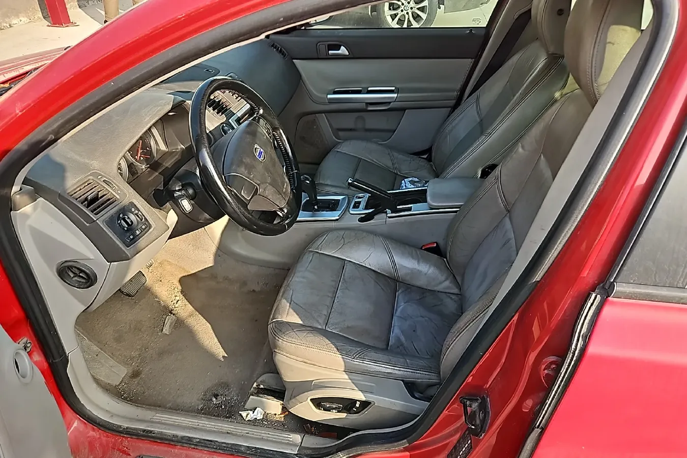 2010 Volvo S40 2.0L 141HP L4 6DCT,autocango,china used car exporter,china ev exporter,chinese used car exporter,chinese used ev exporter