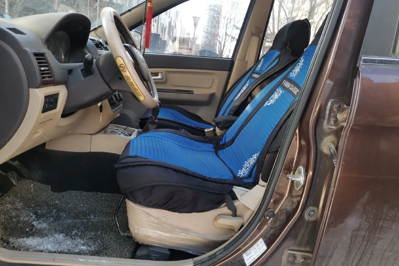 2015 BAIC WeiWang M30 1.5L 116HP L4 5MT,autocango,china used car exporter,china ev exporter,chinese used car exporter,chinese used ev exporter