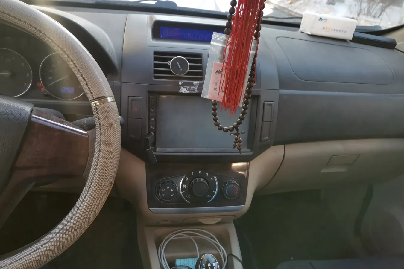 2015 BAIC WeiWang M30 1.5L 116HP L4 5MT,autocango,china used car exporter,china ev exporter,chinese used car exporter,chinese used ev exporter