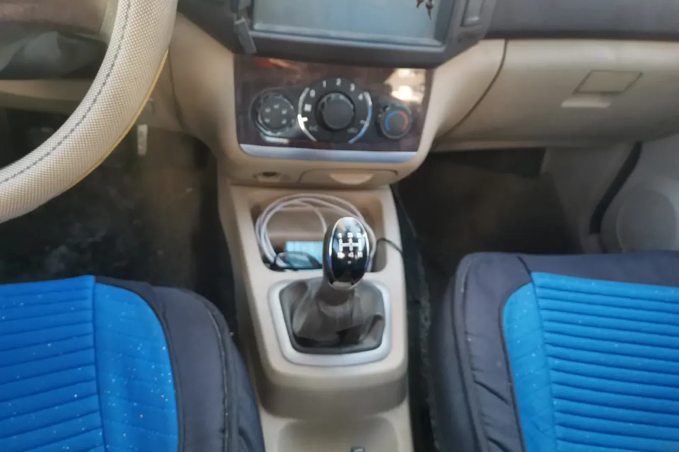 2015 BAIC WeiWang M30 1.5L 116HP L4 5MT,autocango,china used car exporter,china ev exporter,chinese used car exporter,chinese used ev exporter