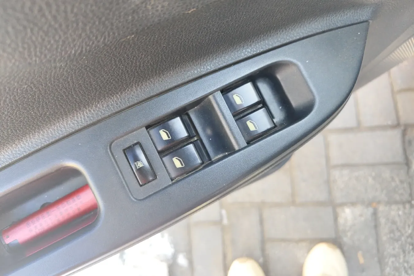 2012 FAW Vita V5 1.5L 102HP L4 5MT,autocango,china used car exporter,china ev exporter,chinese used car exporter,chinese used ev exporter