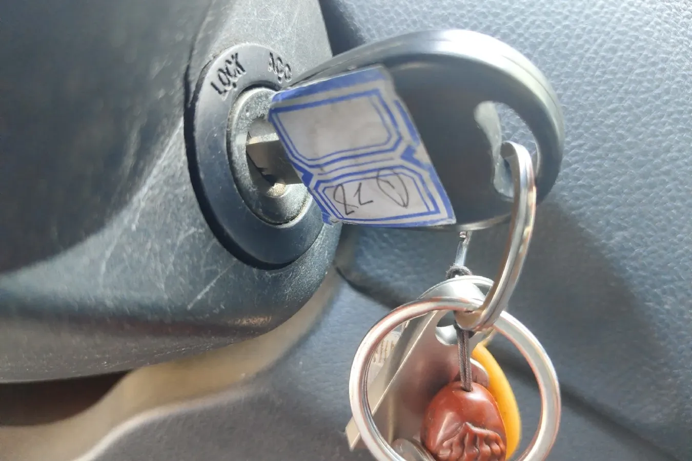 2012 FAW Vita V5 1.5L 102HP L4 5MT,autocango,china used car exporter,china ev exporter,chinese used car exporter,chinese used ev exporter