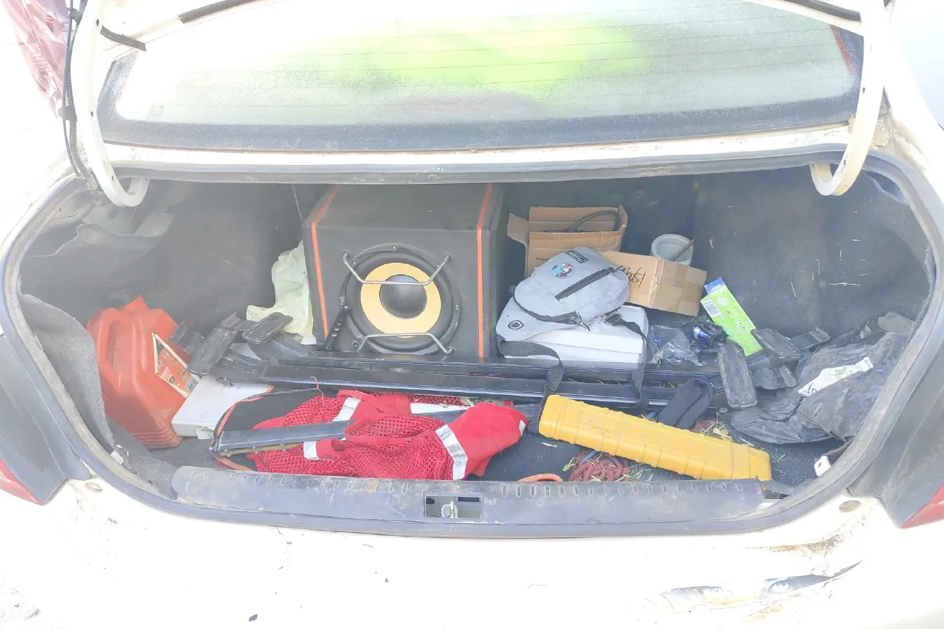 2012 FAW Vita V5 1.5L 102HP L4 5MT,autocango,china used car exporter,china ev exporter,chinese used car exporter,chinese used ev exporter