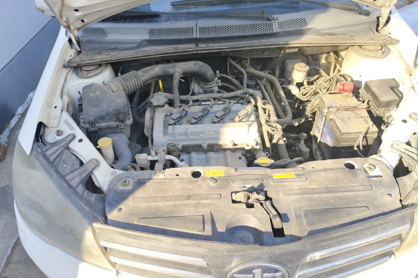 2012 FAW Vita V5 1.5L 102HP L4 5MT,autocango,china used car exporter,china ev exporter,chinese used car exporter,chinese used ev exporter