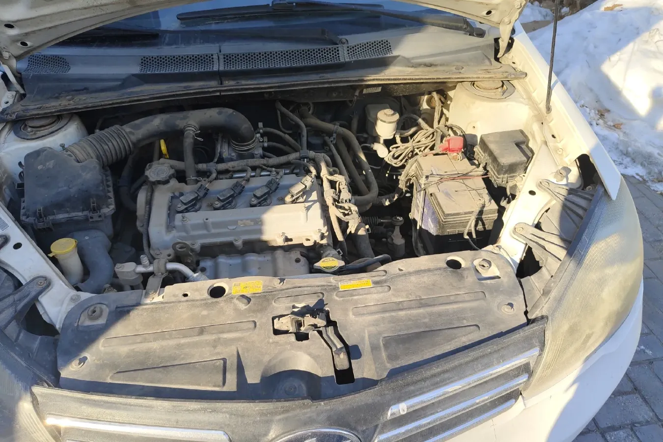 2012 FAW Vita V5 1.5L 102HP L4 5MT,autocango,china used car exporter,china ev exporter,chinese used car exporter,chinese used ev exporter