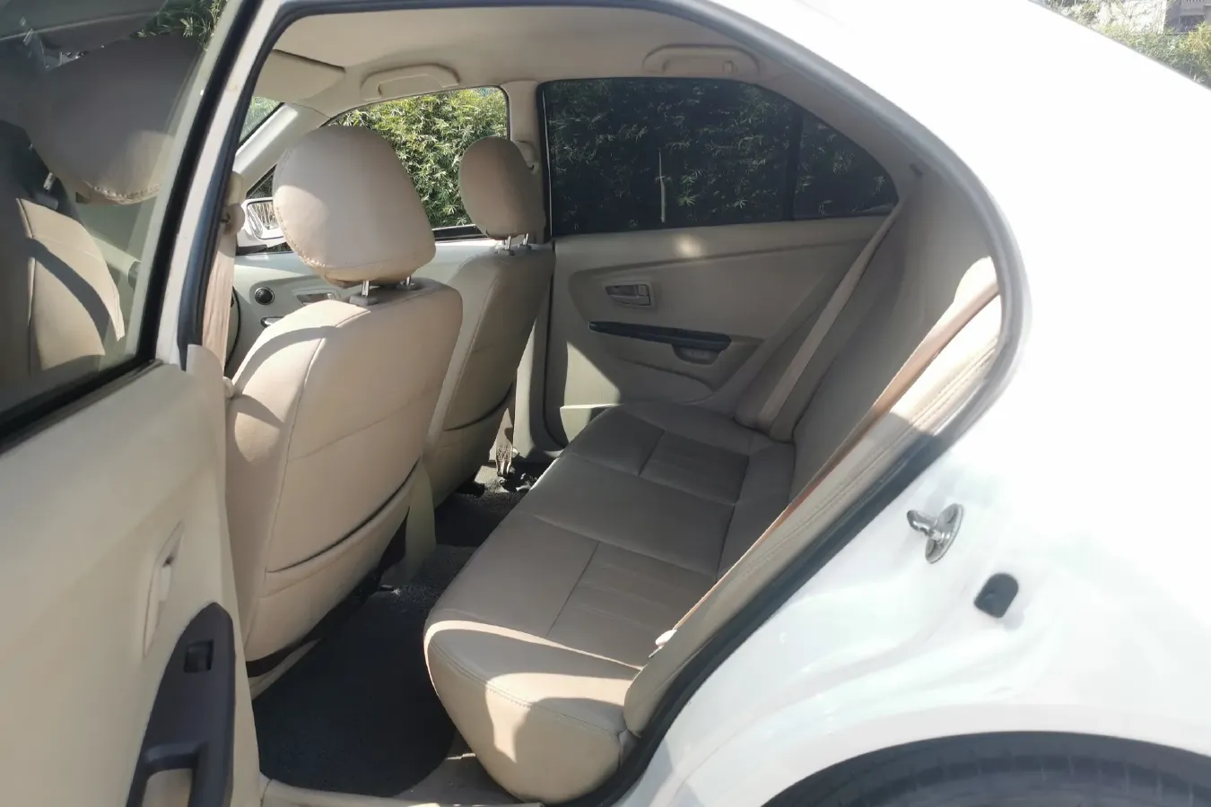 2012 Soueast V3 1.5L 120HP L4 5MT,autocango,china used car exporter,china ev exporter,chinese used car exporter,chinese used ev exporter