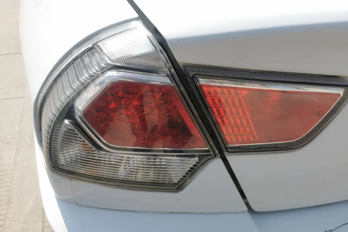 2012 Soueast V3 1.5L 120HP L4 5MT,autocango,china used car exporter,china ev exporter,chinese used car exporter,chinese used ev exporter