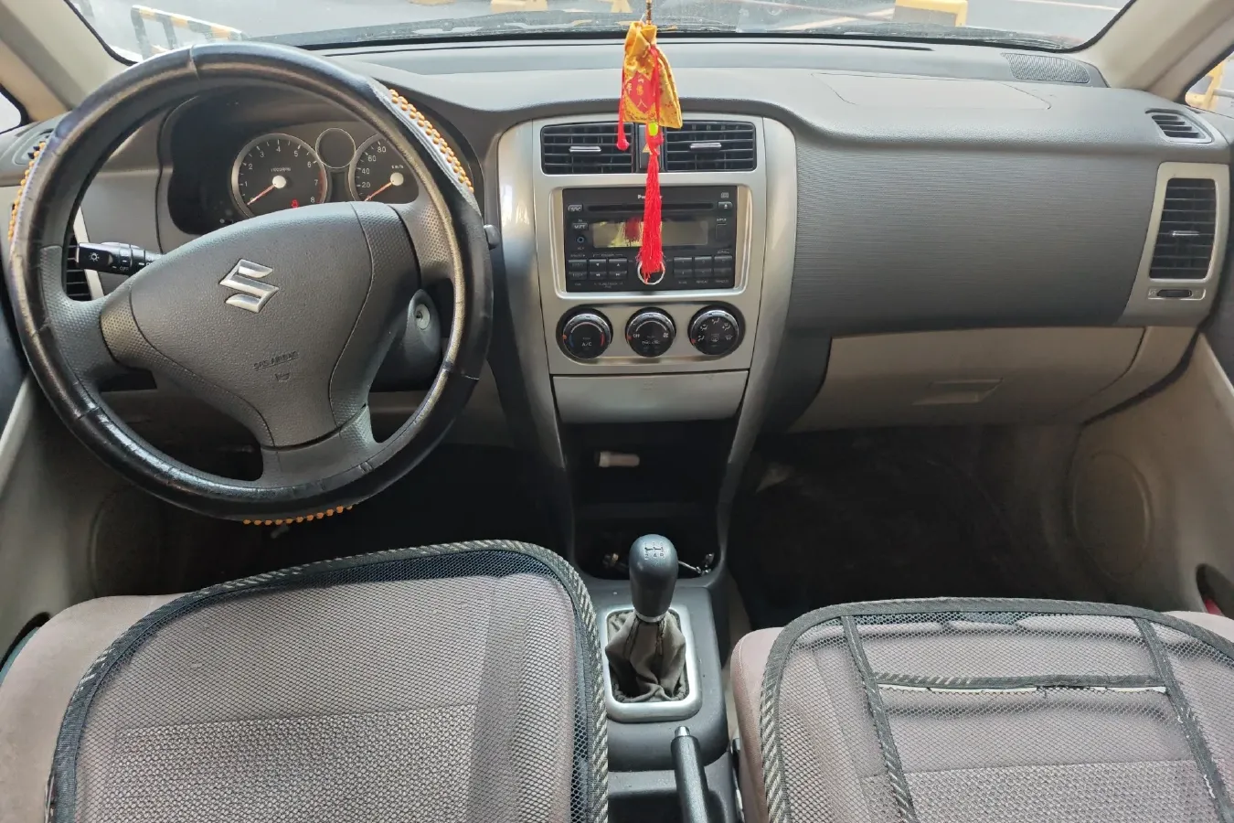 2011 Suzuki Liana 1.4L 99HP L4 5MT,autocango,china used car exporter,china ev exporter,chinese used car exporter,chinese used ev exporter