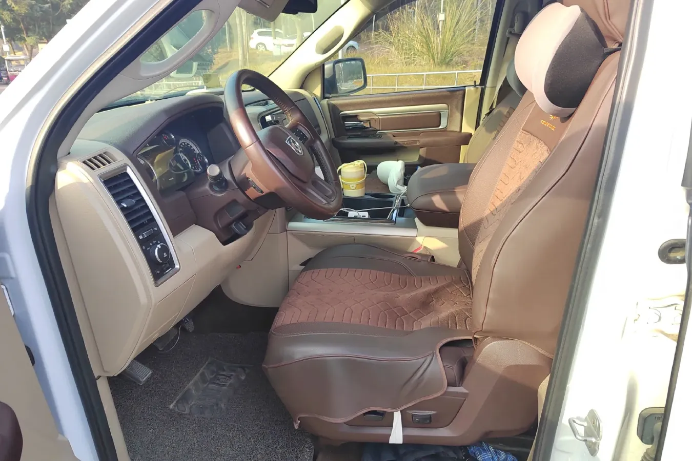 2011 RAM Trucks 5.7L 395HP V8 5AT,autocango,china used car exporter,china ev exporter,chinese used car exporter,chinese used ev exporter