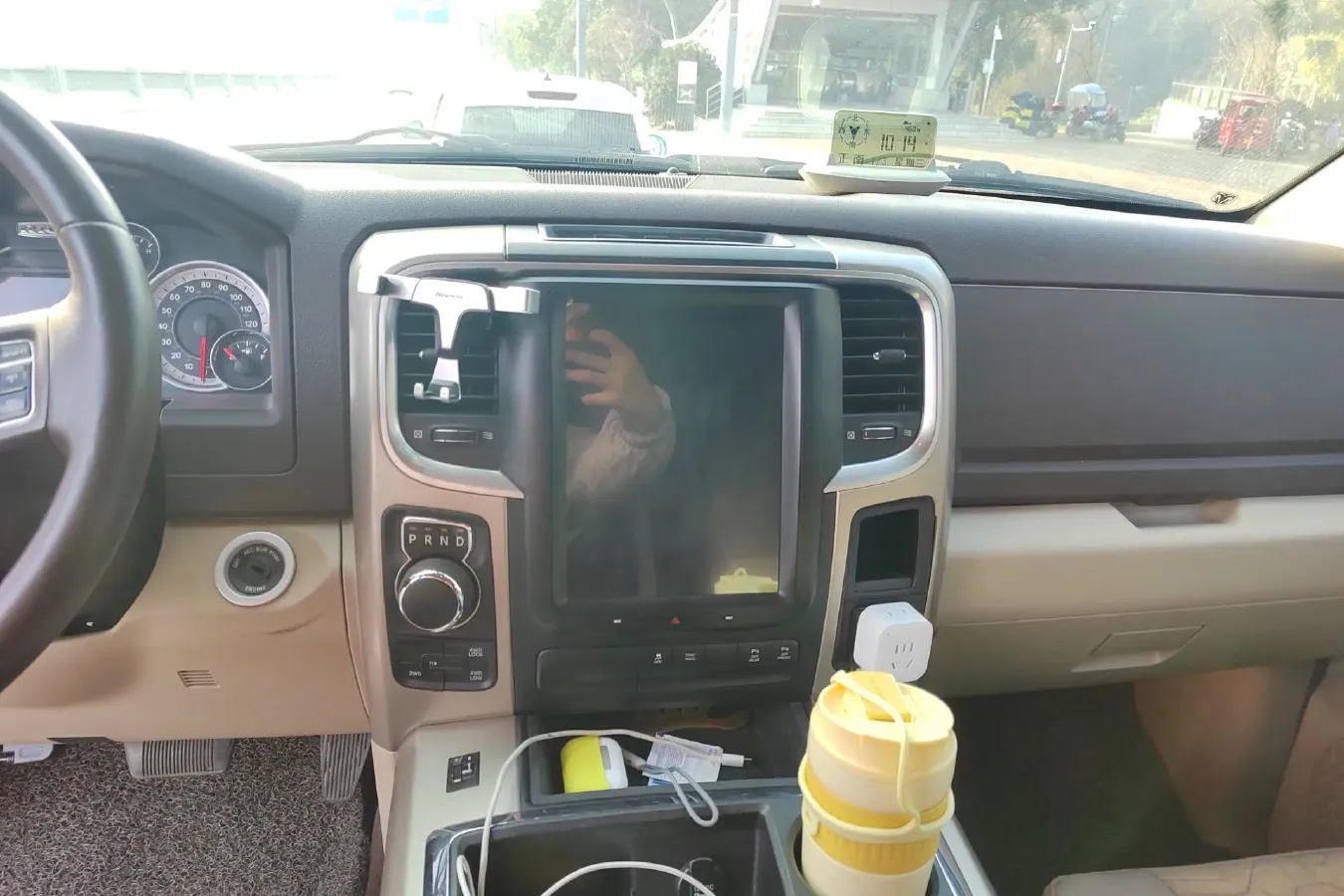 2011 RAM Trucks 5.7L 395HP V8 5AT,autocango,china used car exporter,china ev exporter,chinese used car exporter,chinese used ev exporter