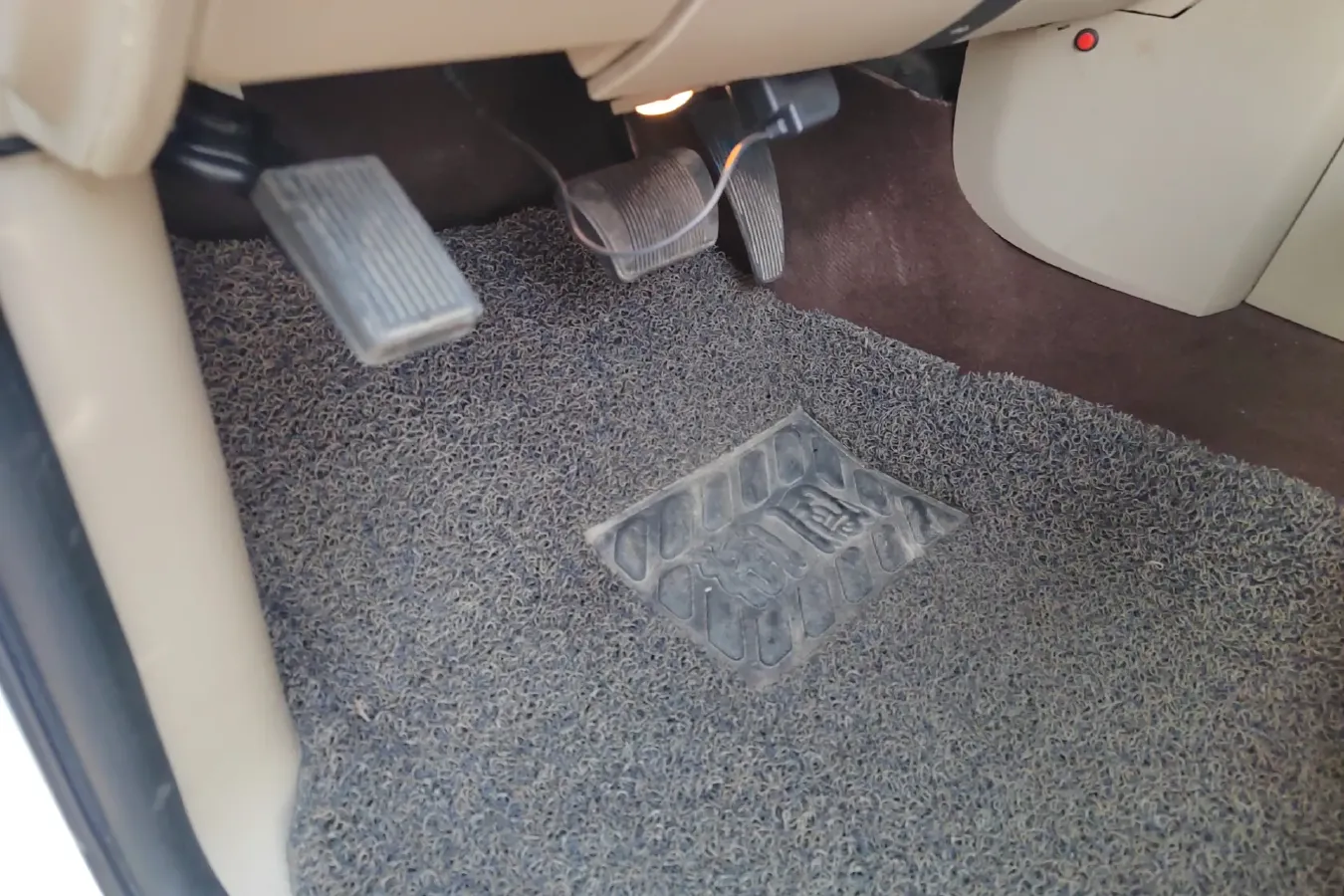 2011 RAM Trucks 5.7L 395HP V8 5AT,autocango,china used car exporter,china ev exporter,chinese used car exporter,chinese used ev exporter