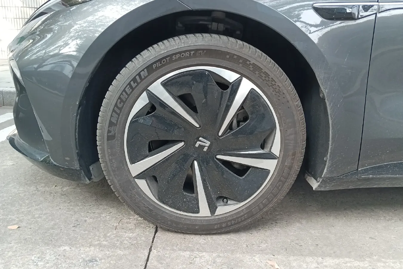 2023 Rising Auto F7 BEV 77KWH,autocango,china used car exporter,china ev exporter,chinese used car exporter,chinese used ev exporter