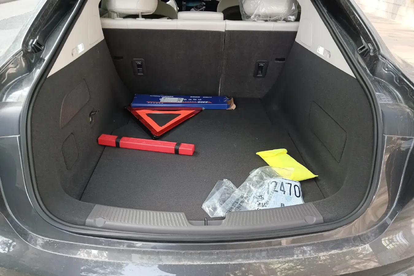 2023 Rising Auto F7 BEV 77KWH,autocango,china used car exporter,china ev exporter,chinese used car exporter,chinese used ev exporter