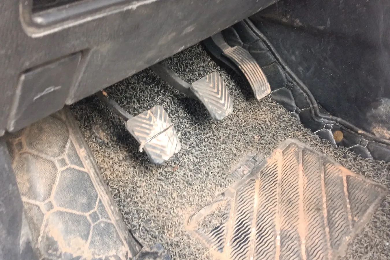 2016 ChangAn Kaicene A600 1.5L 114HP L4 5MT,autocango,china used car exporter,china ev exporter,chinese used car exporter,chinese used ev exporter