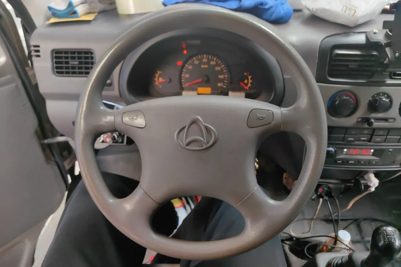 2017 ChangAn KuaYue ChangAn V3 1.2L 88HP L4 5MT,autocango,china used car exporter,china ev exporter,chinese used car exporter,chinese used ev exporter