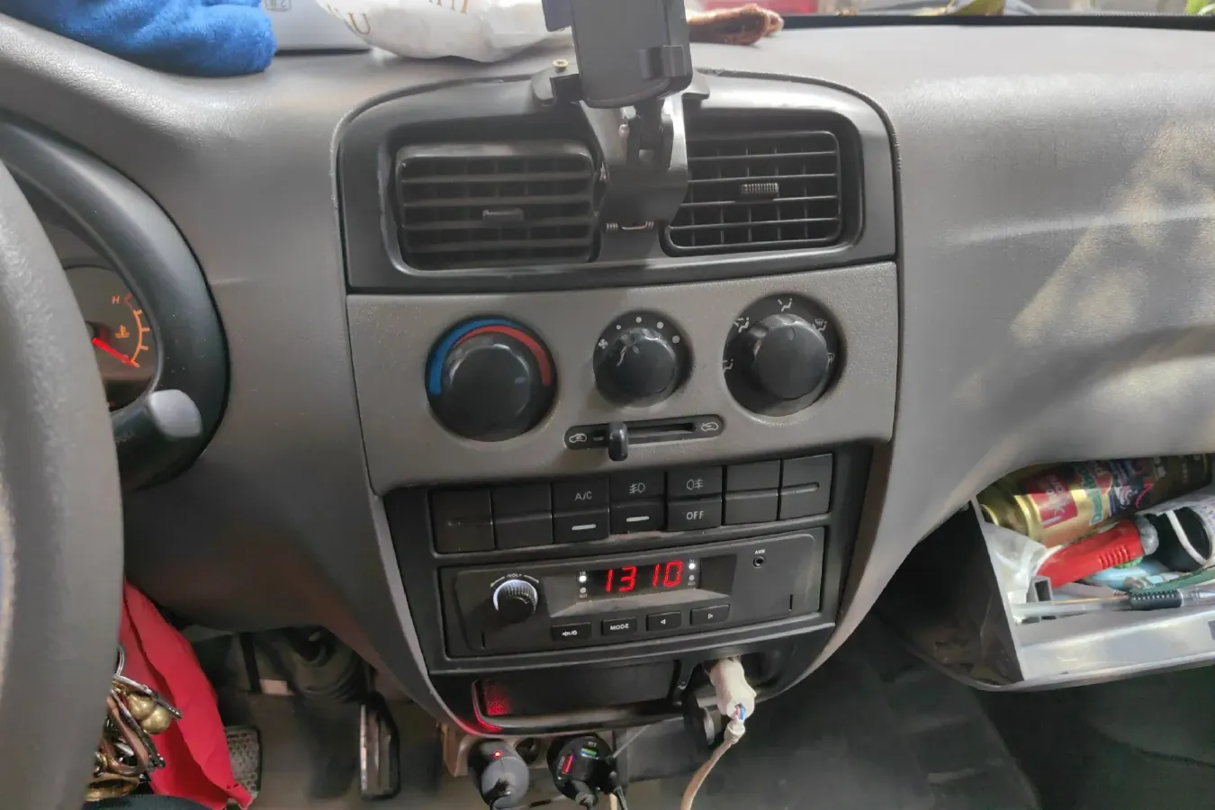 2017 ChangAn KuaYue ChangAn V3 1.2L 88HP L4 5MT,autocango,china used car exporter,china ev exporter,chinese used car exporter,chinese used ev exporter