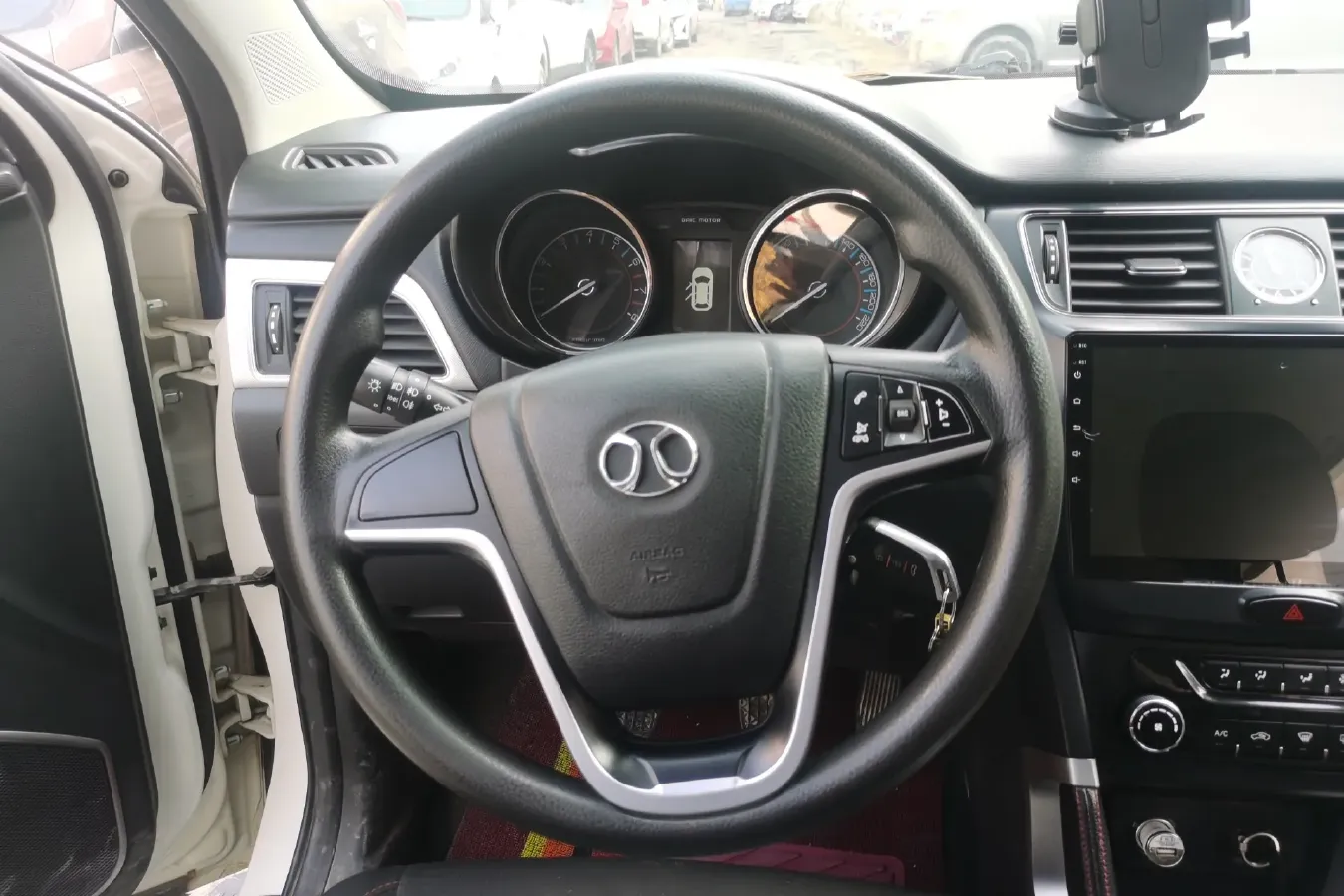 2016 BeiJing Auto Senova X55 1.5L 116HP L4 5MT,autocango,china used car exporter,china ev exporter,chinese used car exporter,chinese used ev exporter