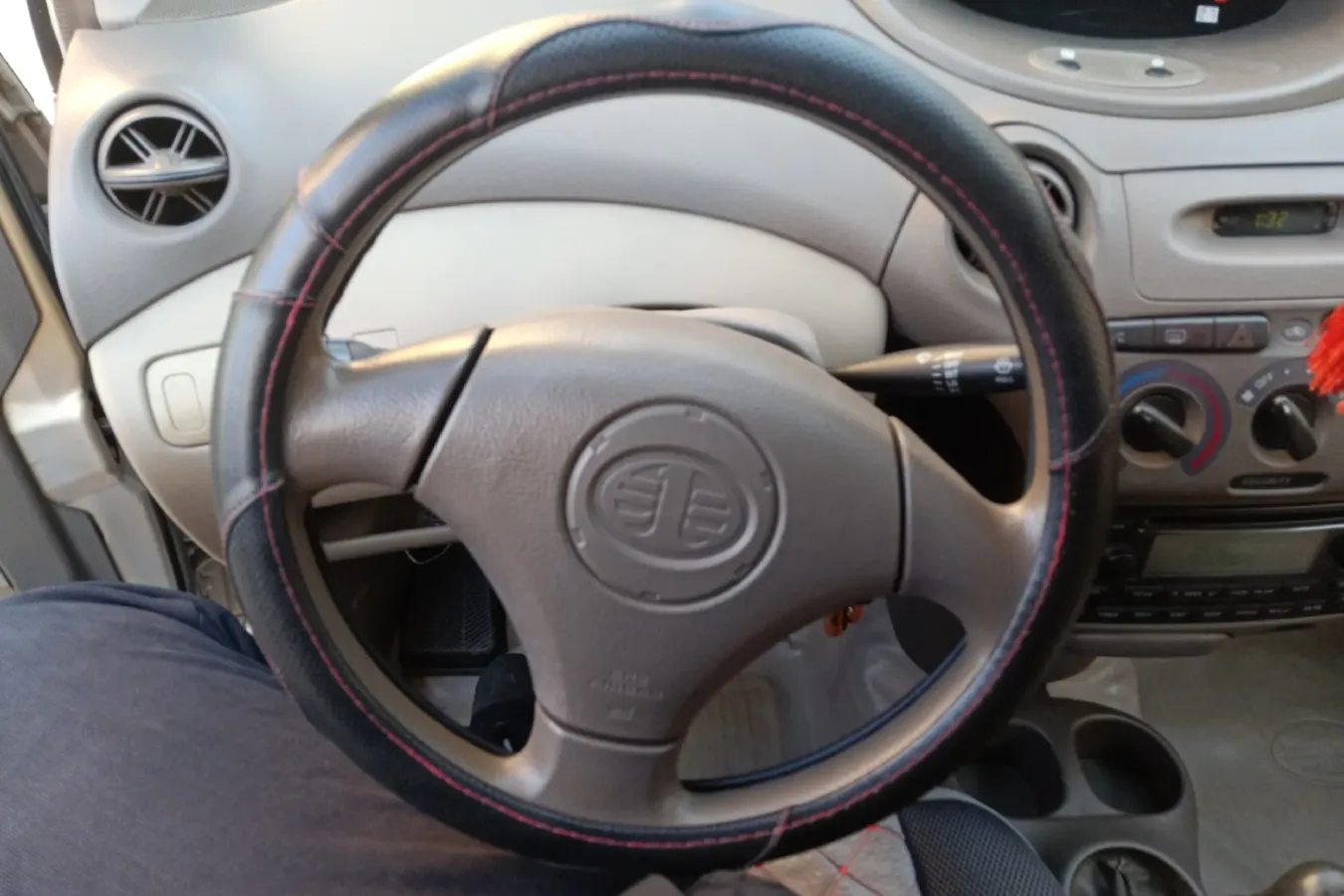 2008 FAW Vela 1.5L 102HP L4 5MT,autocango,china used car exporter,china ev exporter,chinese used car exporter,chinese used ev exporter