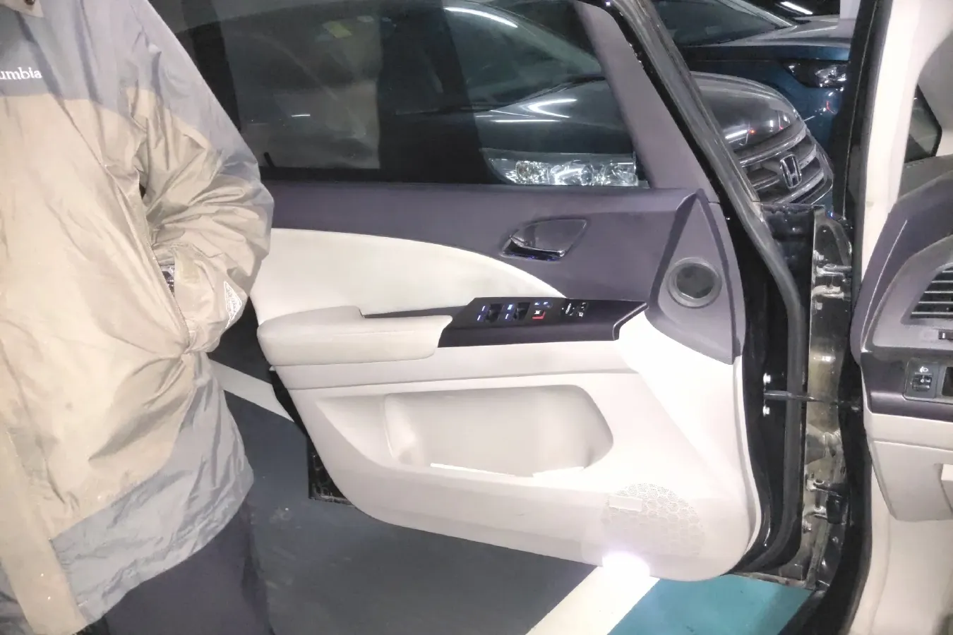 2016 BYD e6 BEV 82KWH,autocango,china used car exporter,china ev exporter,chinese used car exporter,chinese used ev exporter