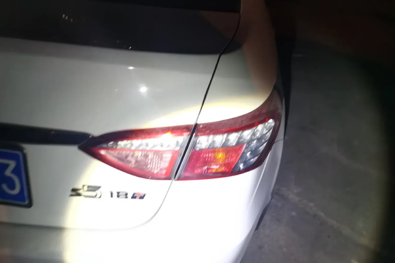 2013 Luxgen 5 1.8T 154HP L4 5AT,autocango,china used car exporter,china ev exporter,chinese used car exporter,chinese used ev exporter