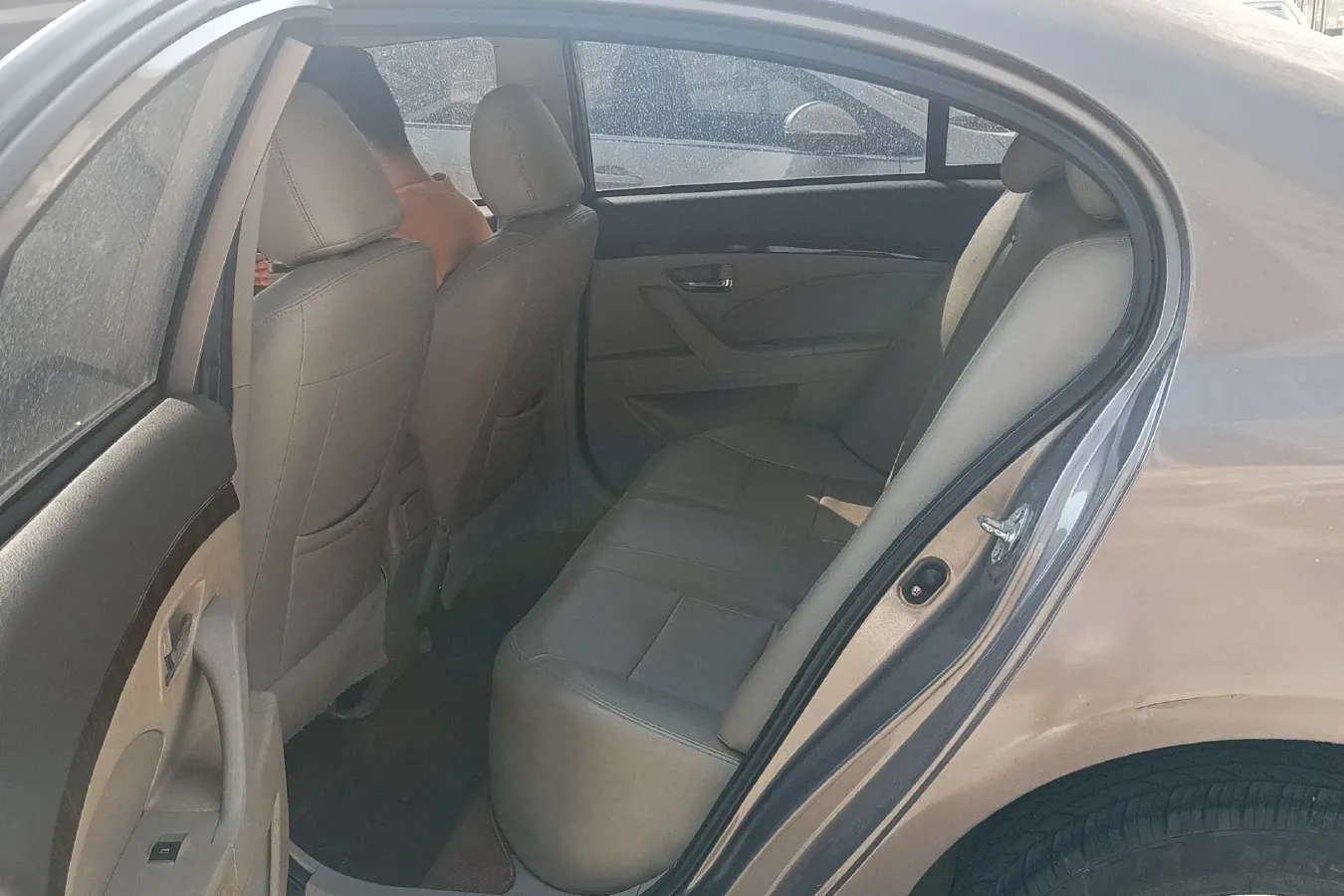 2014 LiFan 720 1.5L 109HP L4 5MT,autocango,china used car exporter,china ev exporter,chinese used car exporter,chinese used ev exporter