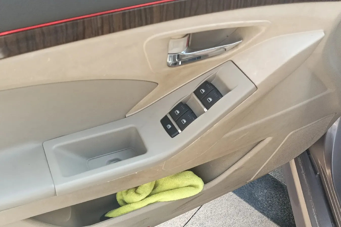 2014 LiFan 720 1.5L 109HP L4 5MT,autocango,china used car exporter,china ev exporter,chinese used car exporter,chinese used ev exporter