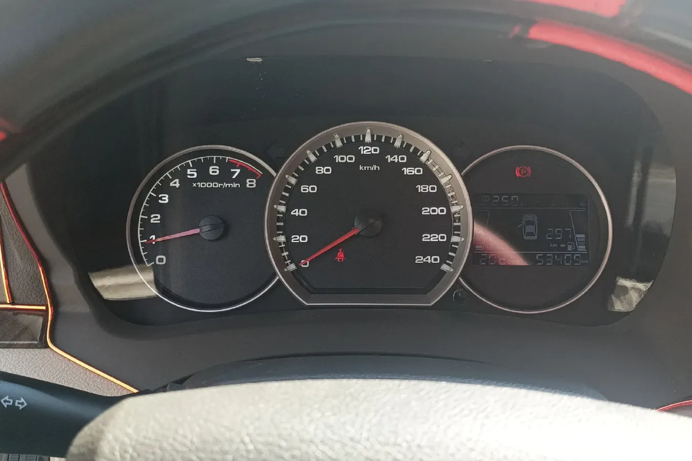 2014 LiFan 720 1.5L 109HP L4 5MT,autocango,china used car exporter,china ev exporter,chinese used car exporter,chinese used ev exporter