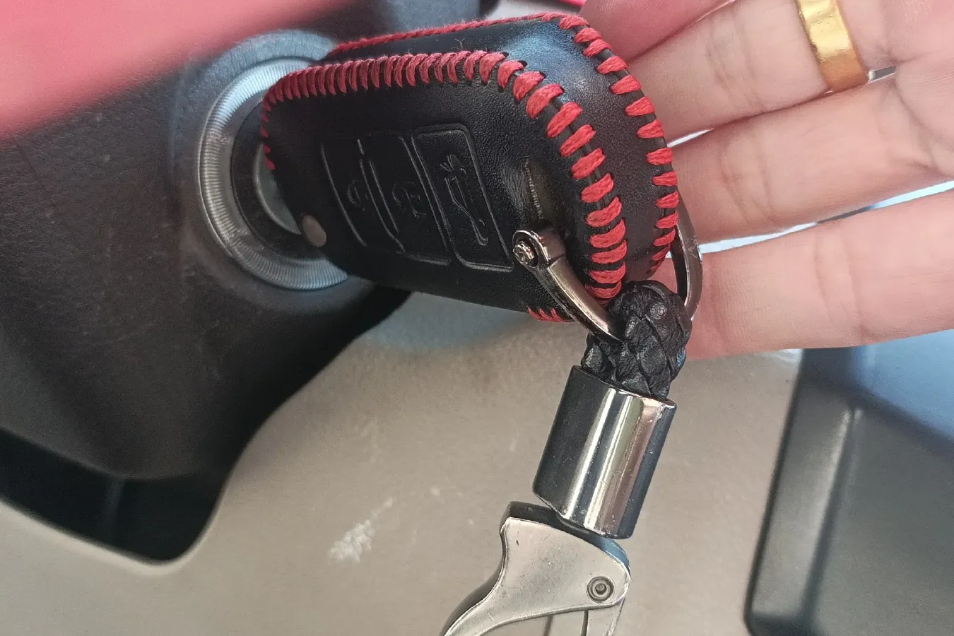 2014 LiFan 720 1.5L 109HP L4 5MT,autocango,china used car exporter,china ev exporter,chinese used car exporter,chinese used ev exporter