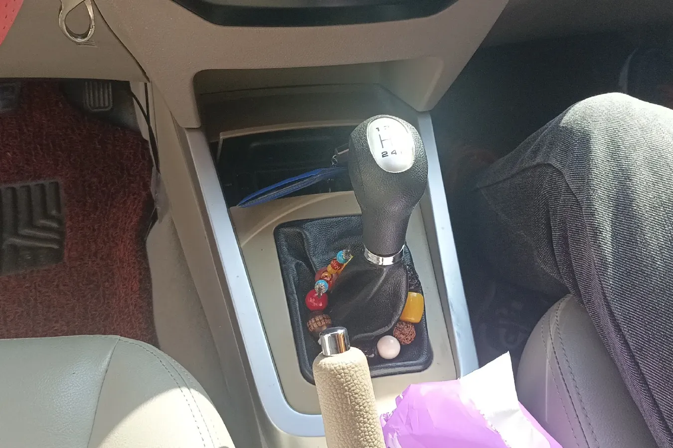 2014 LiFan 720 1.5L 109HP L4 5MT,autocango,china used car exporter,china ev exporter,chinese used car exporter,chinese used ev exporter