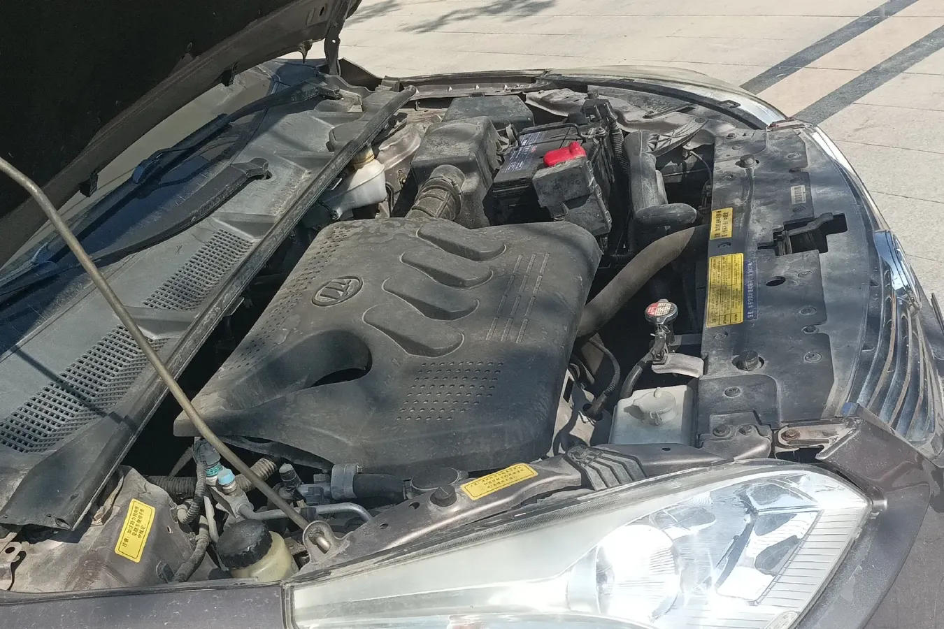 2014 LiFan 720 1.5L 109HP L4 5MT,autocango,china used car exporter,china ev exporter,chinese used car exporter,chinese used ev exporter