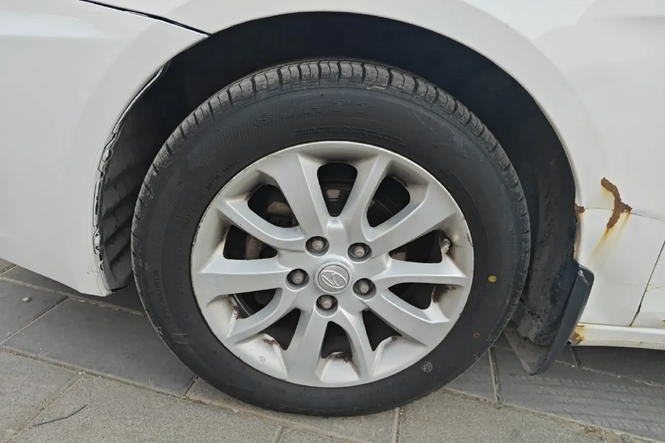 2015 Soueast V5 1.5L 120HP L4 5MT,autocango,china used car exporter,china ev exporter,chinese used car exporter,chinese used ev exporter