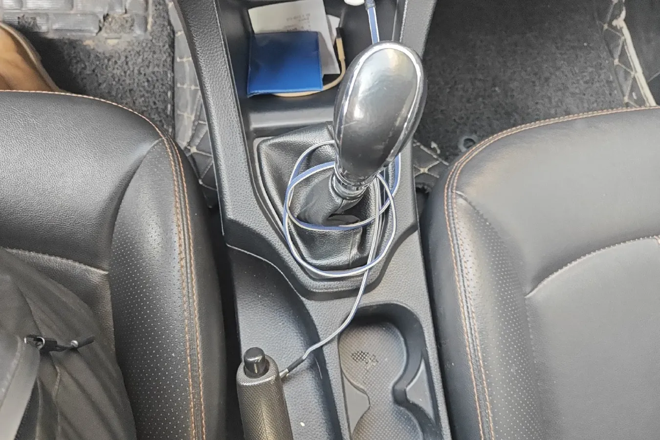 2015 Soueast V5 1.5L 120HP L4 5MT,autocango,china used car exporter,china ev exporter,chinese used car exporter,chinese used ev exporter