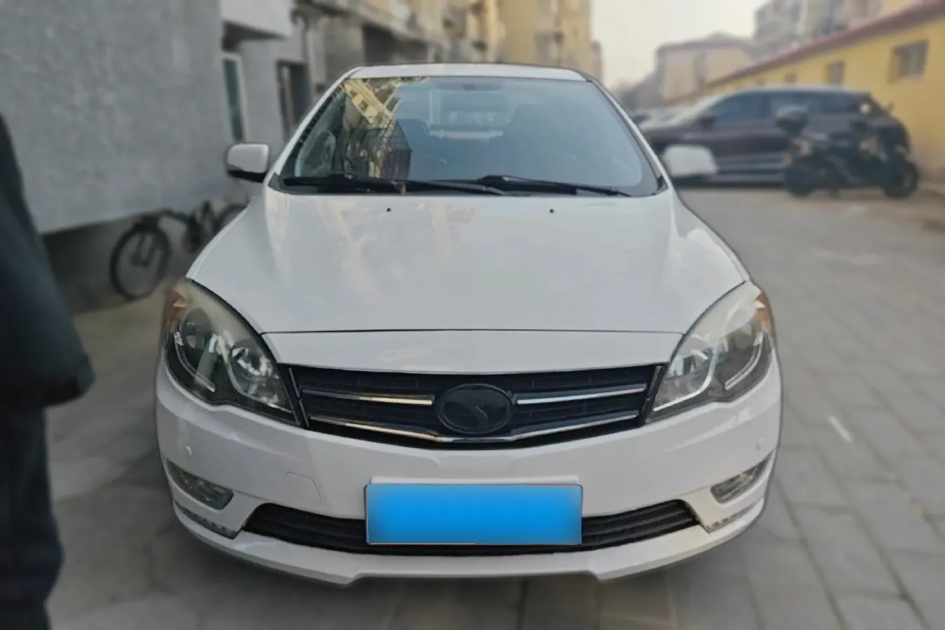 2015 Soueast V5 1.5L 120HP L4 5MT,autocango,china used car exporter,china ev exporter,chinese used car exporter,chinese used ev exporter
