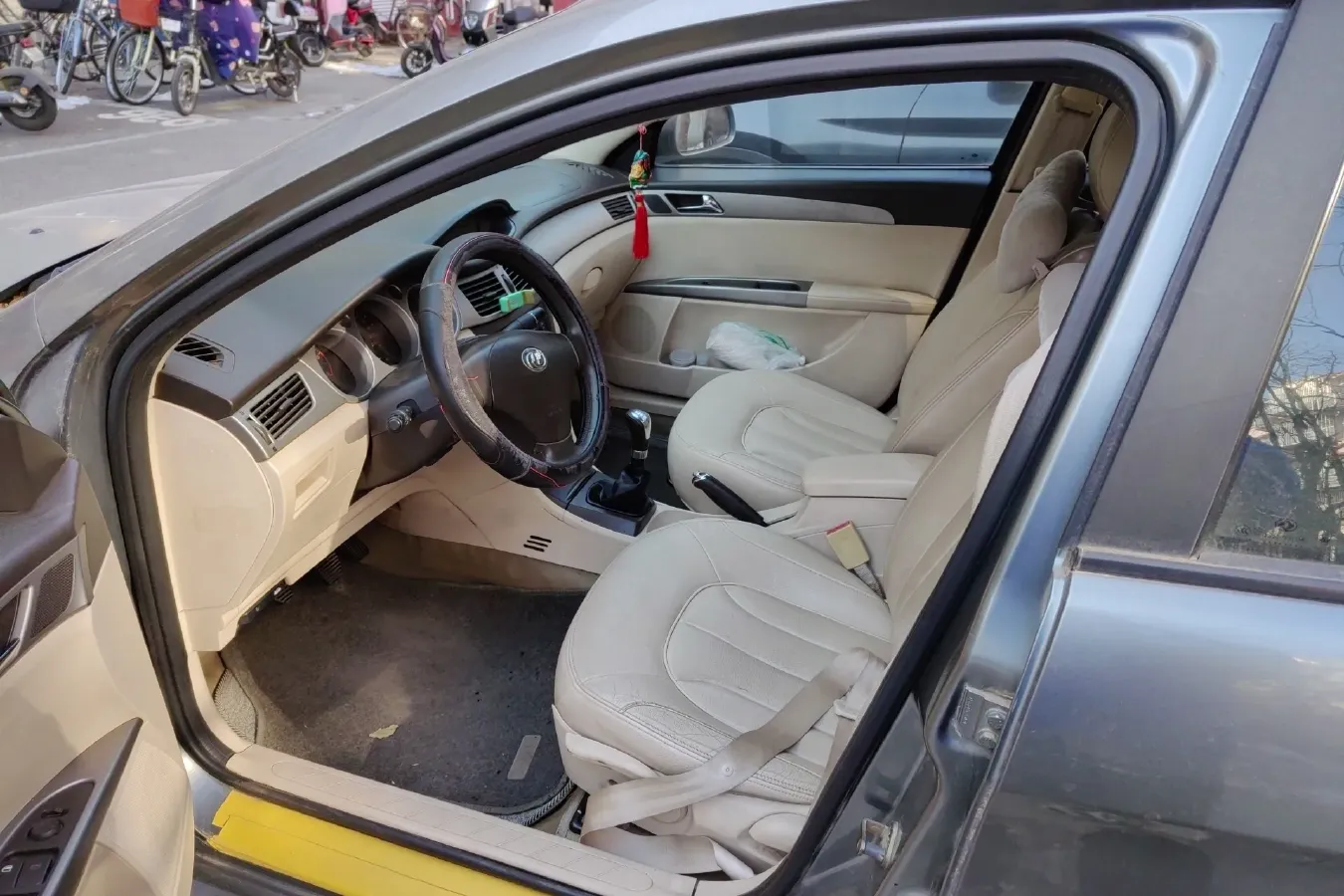 2009 DongFeng Aeolus S30 1.6L 106HP L4 5MT,autocango,china used car exporter,china ev exporter,chinese used car exporter,chinese used ev exporter