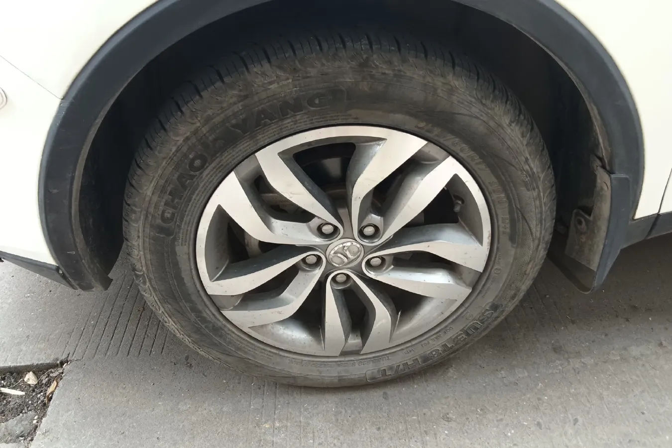 2015 BeiJing Auto Senova X65 2.0T 177HP L4 5MT,autocango,china used car exporter,china ev exporter,chinese used car exporter,chinese used ev exporter