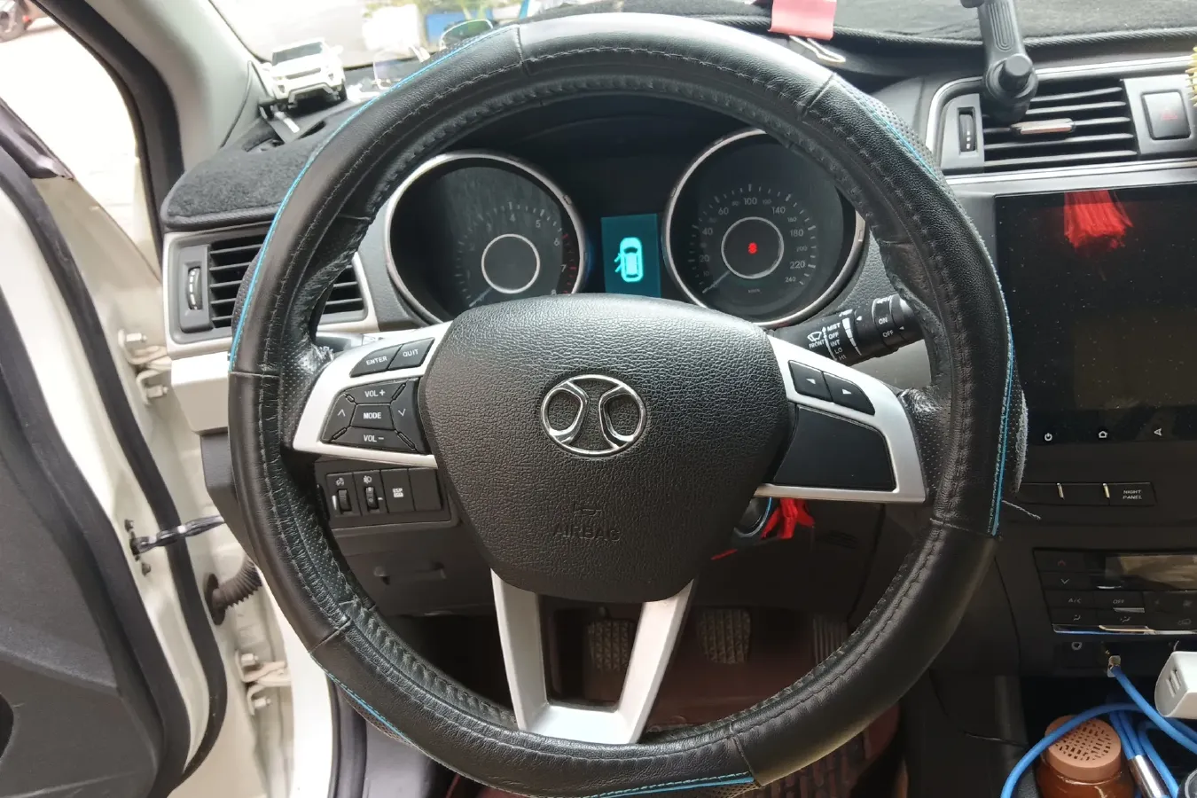 2015 BeiJing Auto Senova X65 2.0T 177HP L4 5MT,autocango,china used car exporter,china ev exporter,chinese used car exporter,chinese used ev exporter