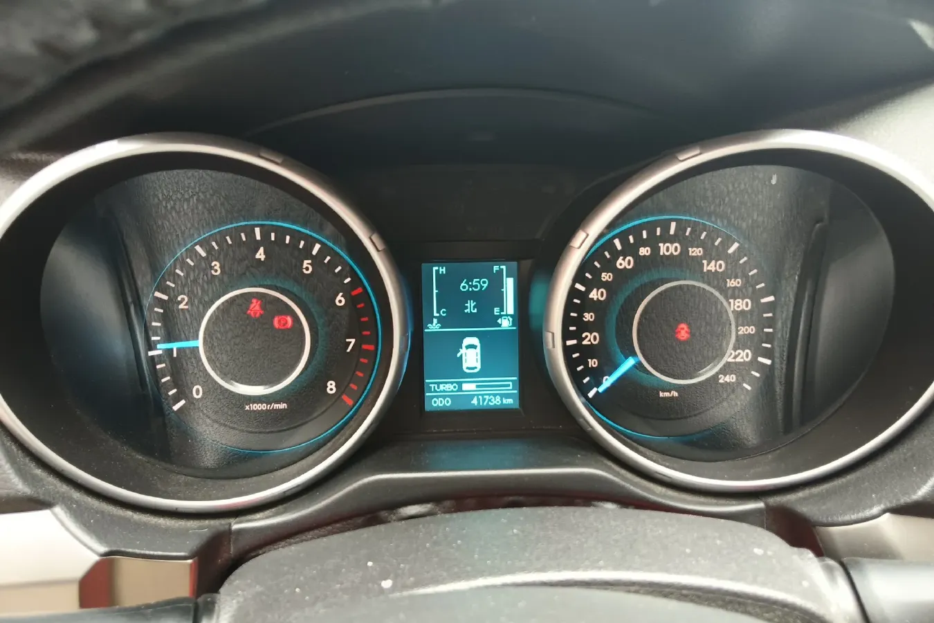 2015 BeiJing Auto Senova X65 2.0T 177HP L4 5MT,autocango,china used car exporter,china ev exporter,chinese used car exporter,chinese used ev exporter