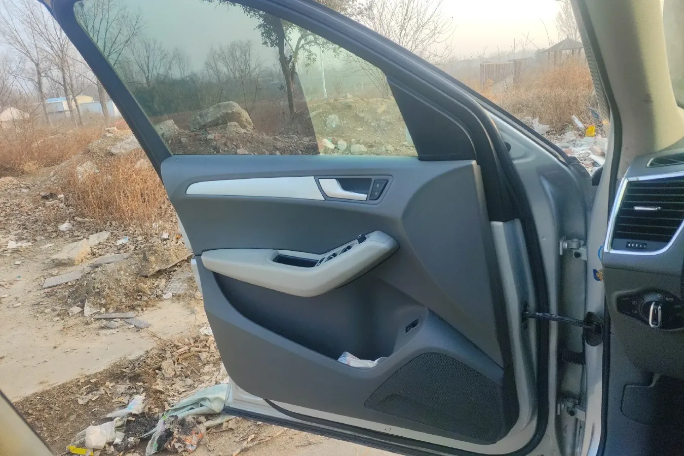 2010 Audi Q5 2.0T 211HP L4 7DCT,autocango,china used car exporter,china ev exporter,chinese used car exporter,chinese used ev exporter