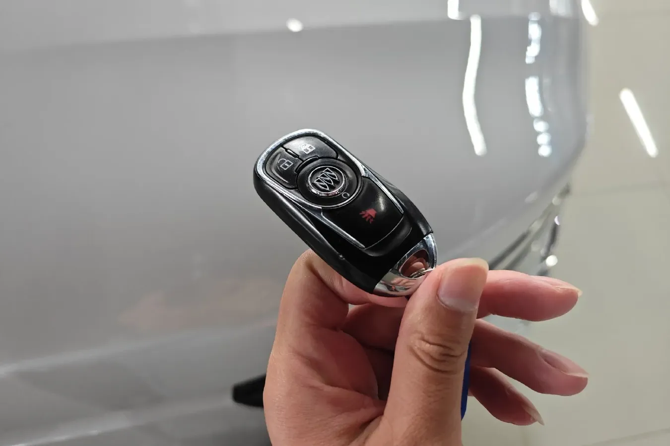 2017 Buick GL8 2.0T 260HP L4 6AT,autocango,china used car exporter,china ev exporter,chinese used car exporter,chinese used ev exporter