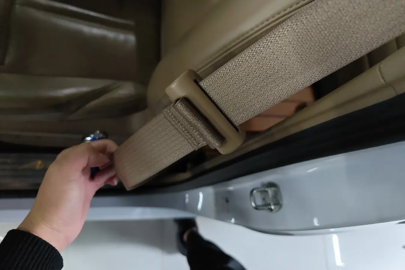 2017 Buick GL8 2.0T 260HP L4 6AT,autocango,china used car exporter,china ev exporter,chinese used car exporter,chinese used ev exporter