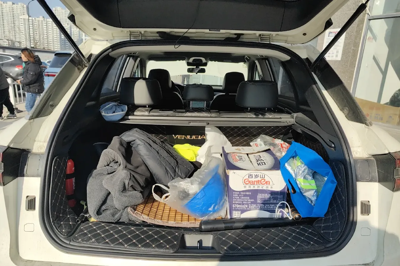 2020 Venucia Star 1.5T 190HP L4 7DCT,autocango,china used car exporter,china ev exporter,chinese used car exporter,chinese used ev exporter