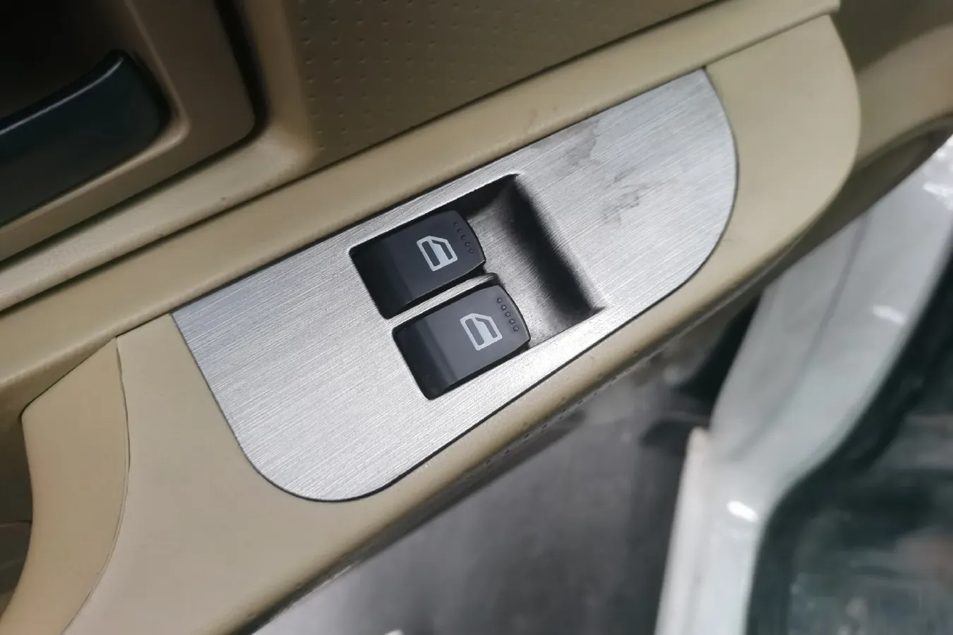 2022 DongFeng DFSK EC36 BEV 41.932KWH,autocango,china used car exporter,china ev exporter,chinese used car exporter,chinese used ev exporter