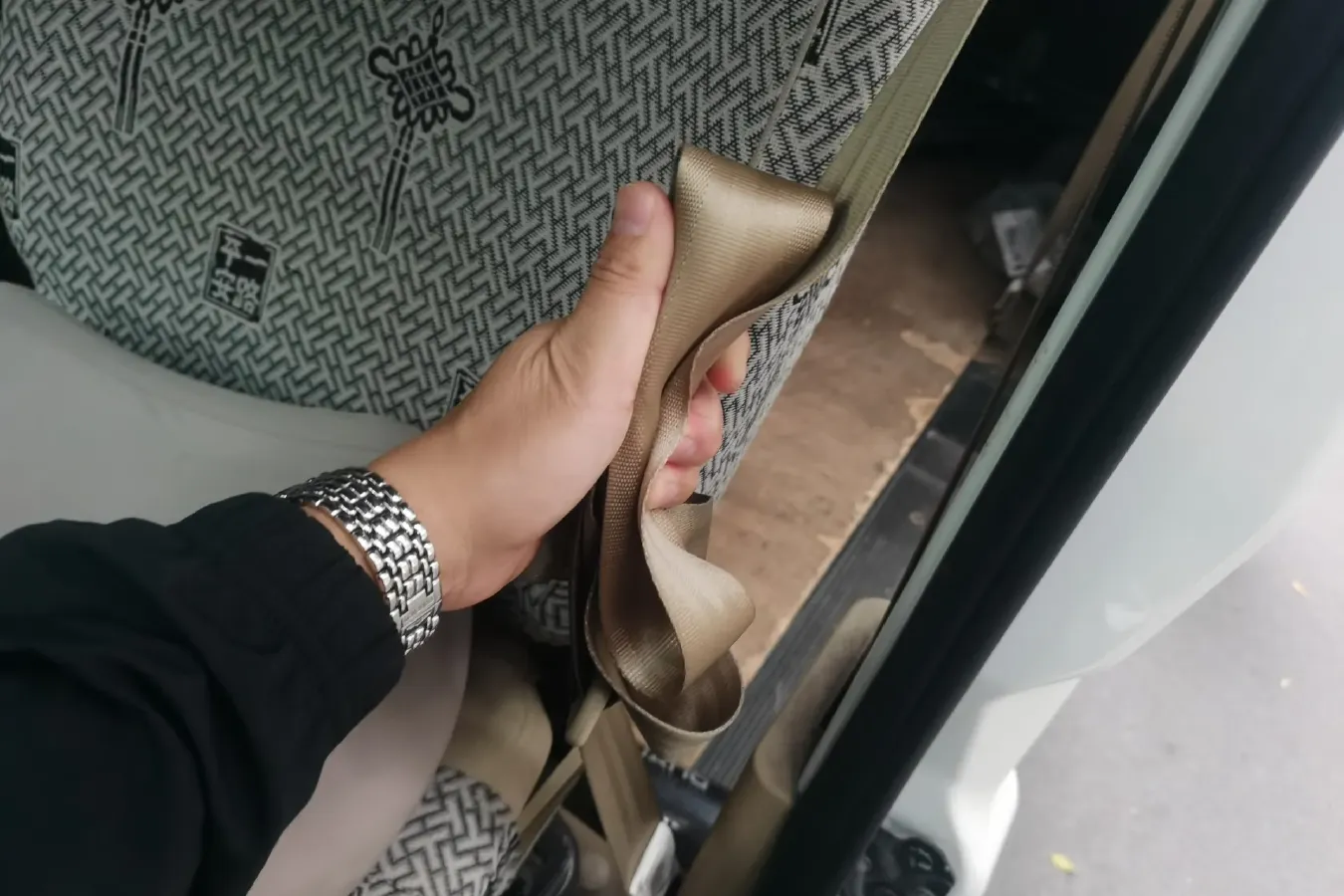 2022 DongFeng DFSK EC36 BEV 41.932KWH,autocango,china used car exporter,china ev exporter,chinese used car exporter,chinese used ev exporter