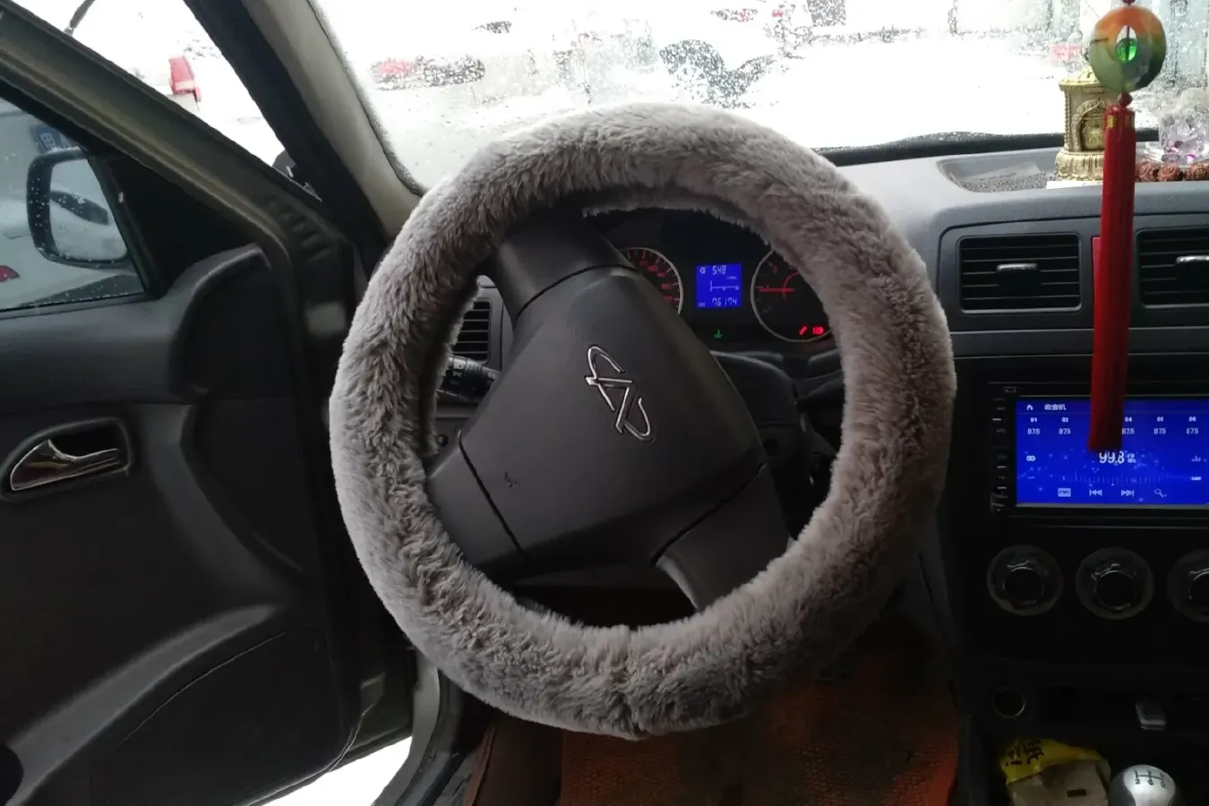 2012 Chery Cowin 2 1.5L 109HP L4 5MT,autocango,china used car exporter,china ev exporter,chinese used car exporter,chinese used ev exporter