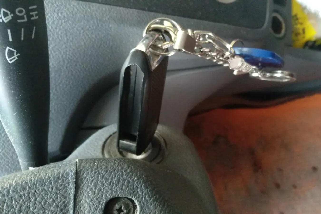 2012 Chery Cowin 2 1.5L 109HP L4 5MT,autocango,china used car exporter,china ev exporter,chinese used car exporter,chinese used ev exporter